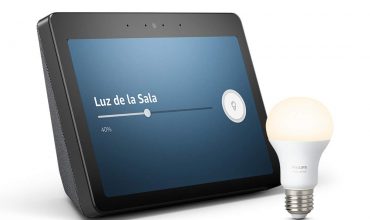 Amazon presenta en España el Echo Show, su central de control con pantalla de 10 pulgadas