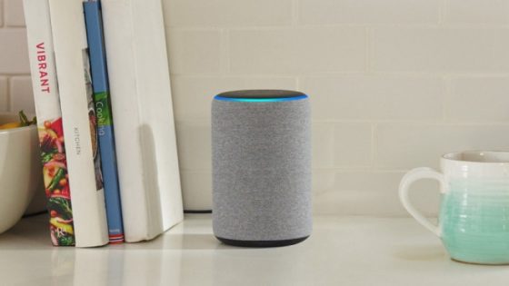 Google y Apple paran las escuchas por humanos y Amazon permite al usuario decidir