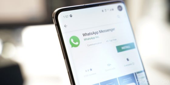Google Assistant permite realizar llamadas de voz y vídeo con Whatsapp